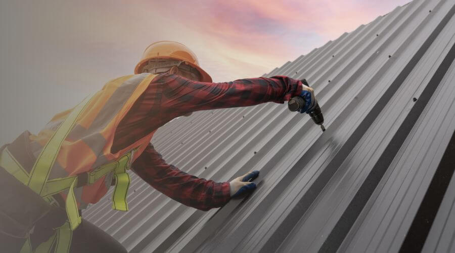 Professional gutter cleaning in Rock Port, MO